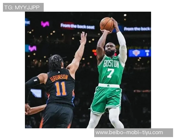 杰伦布朗昨日狂砍40分今日客场对阵鹈鹕出战存疑引发关注